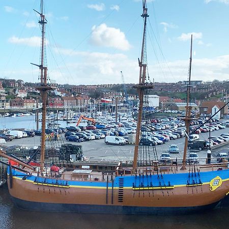 Harbour Penthouse Whitby Apartment Bagian luar foto