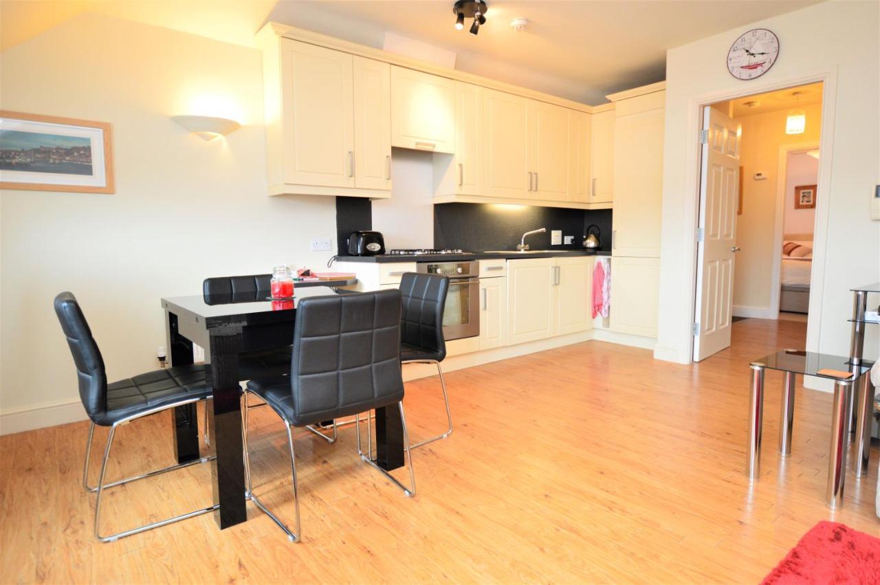 Harbour Penthouse Whitby Apartment Bagian luar foto